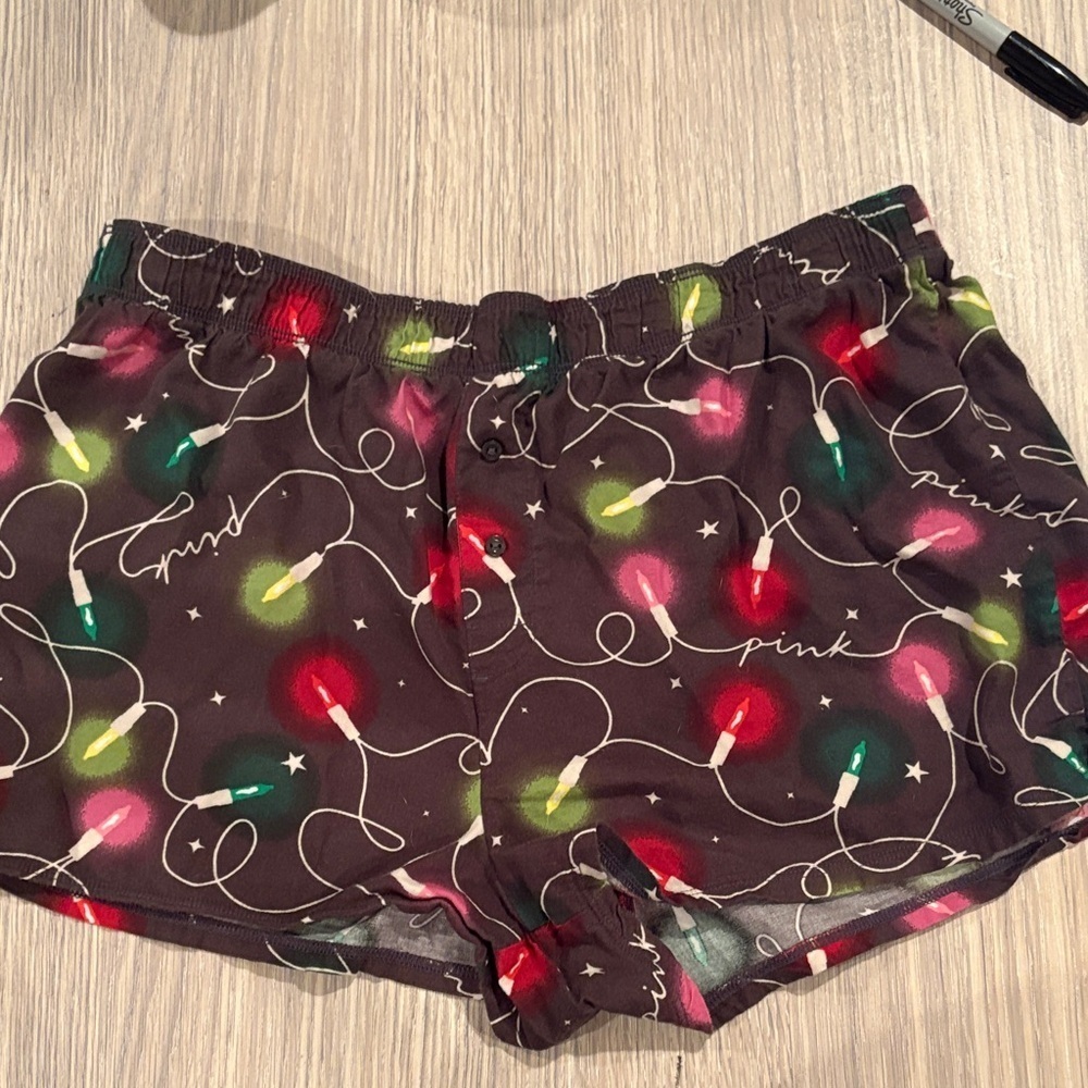 Victoria’s Secret PINK Christmas Lights Sleep Shorts Medium Holiday Pajamas